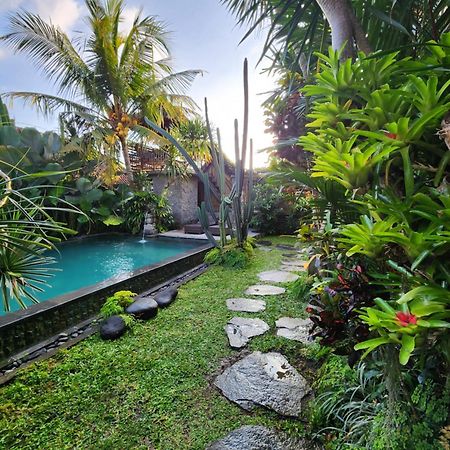 Buda Amitaba Ubud Eksteriør bilde