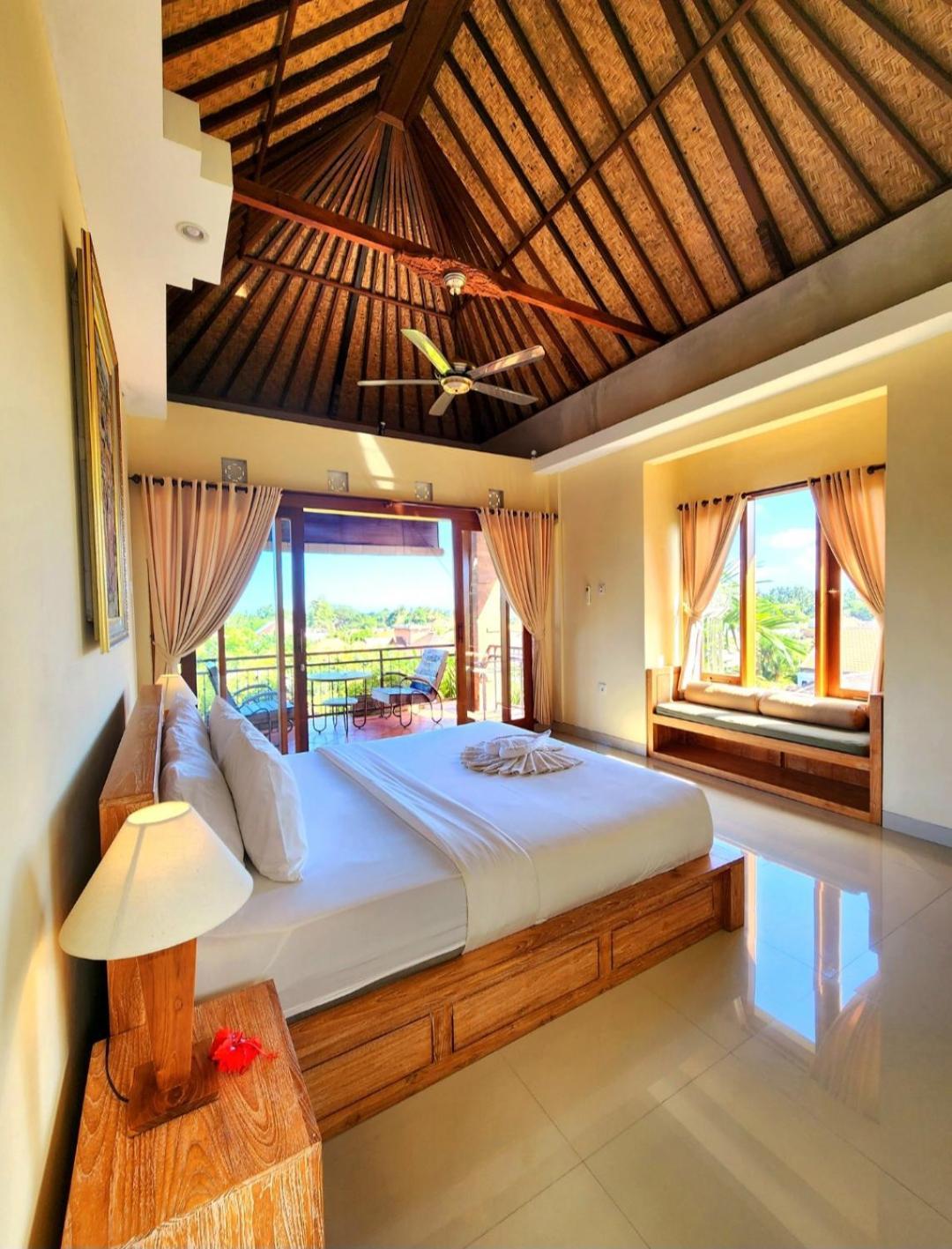 Buda Amitaba Ubud Rom bilde